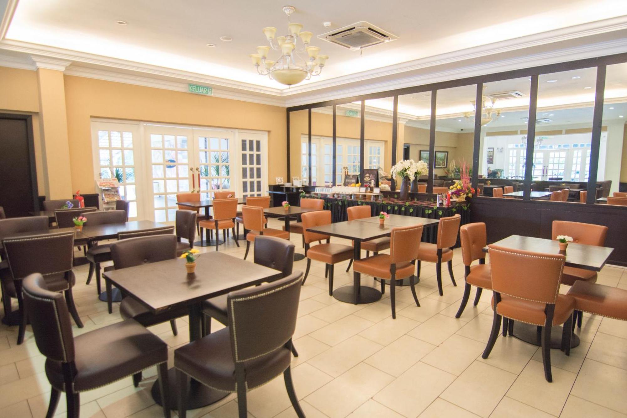 Merdeka Hotel קלואנג מראה חיצוני תמונה