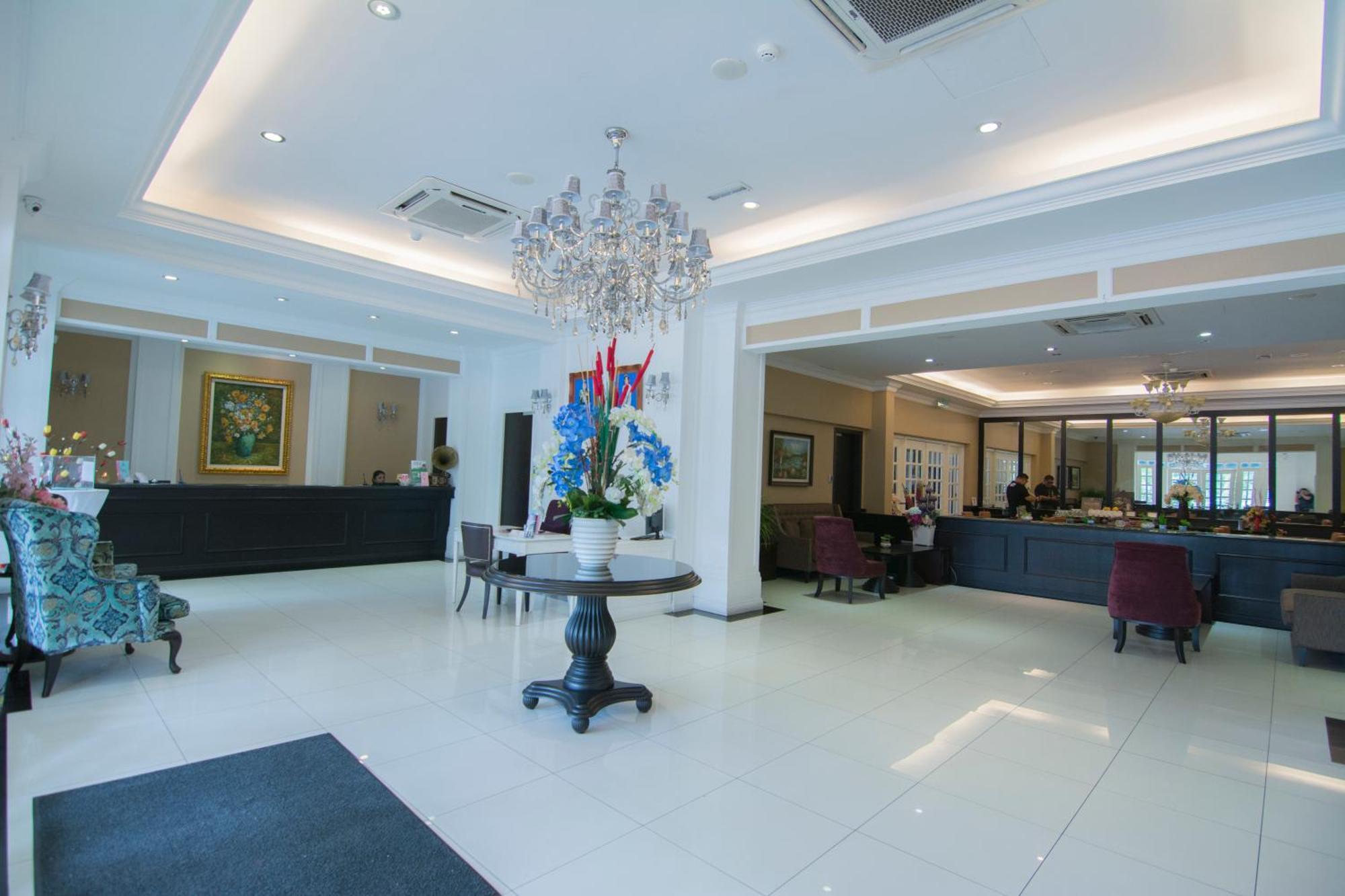 Merdeka Hotel קלואנג מראה חיצוני תמונה