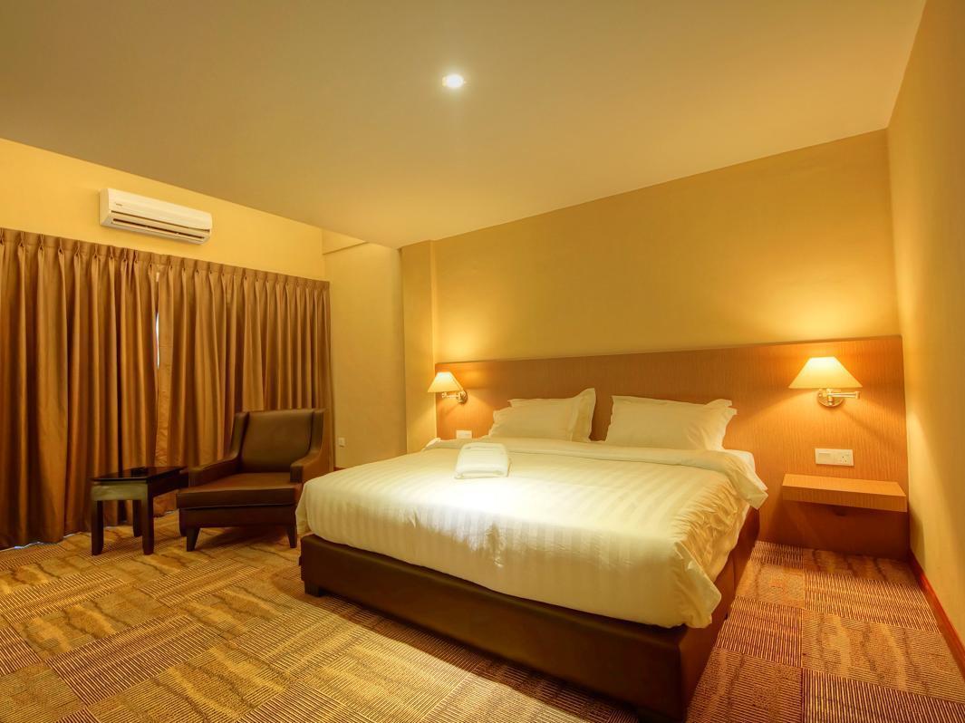 Merdeka Hotel קלואנג מראה חיצוני תמונה